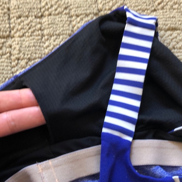 Lululemon Crossover V-Neck Tank - Picture 8 of 8